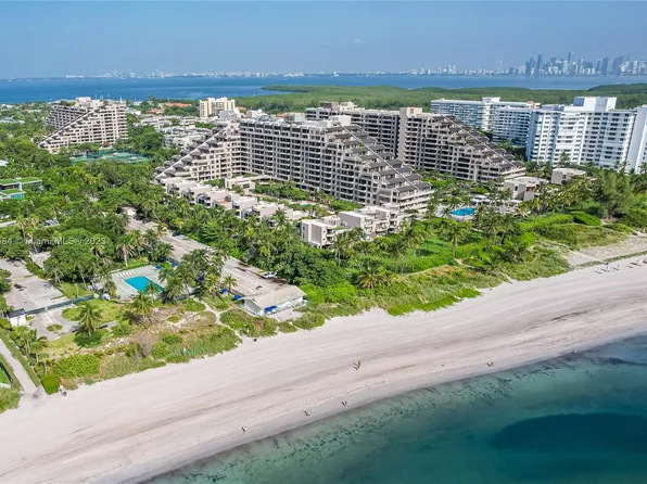 151 Crandon Blvd APT 543, Key Biscayne, FL 33149