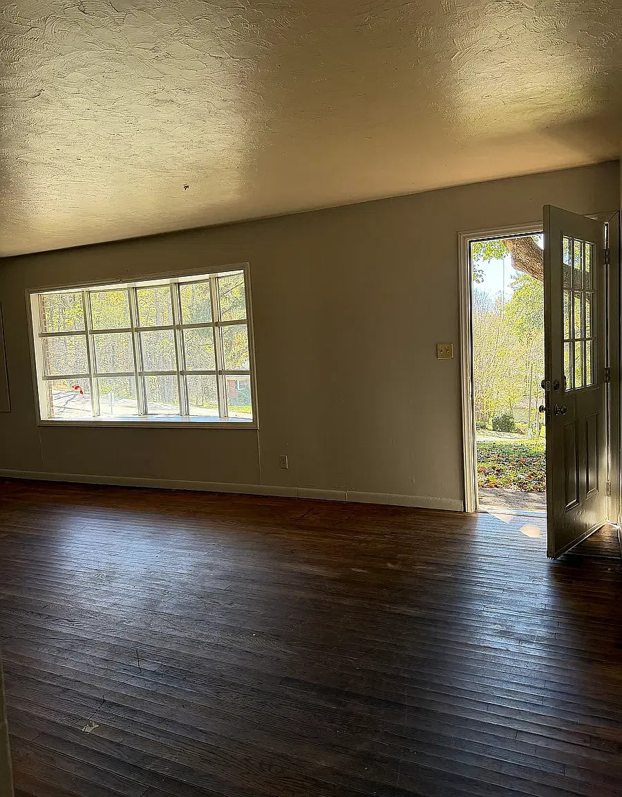 6 bed, 2000 sqft, $2,000 — Photo 4