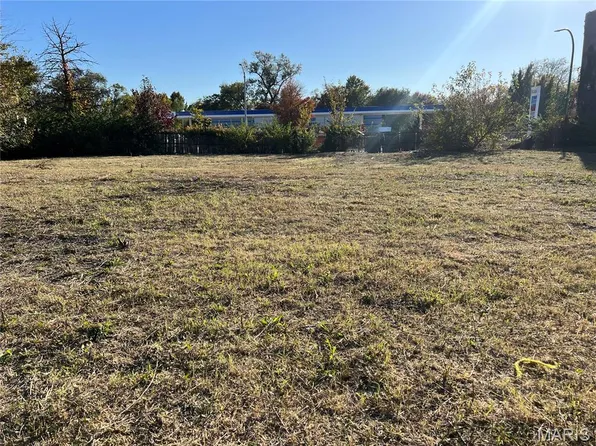 4501 W Dr Martin Luther King Dr, Saint Louis, MO 63113