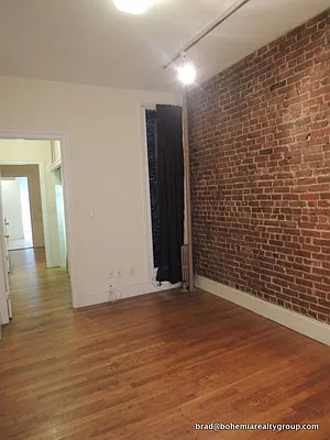 Rented by Bohemia Realty Group | media 31