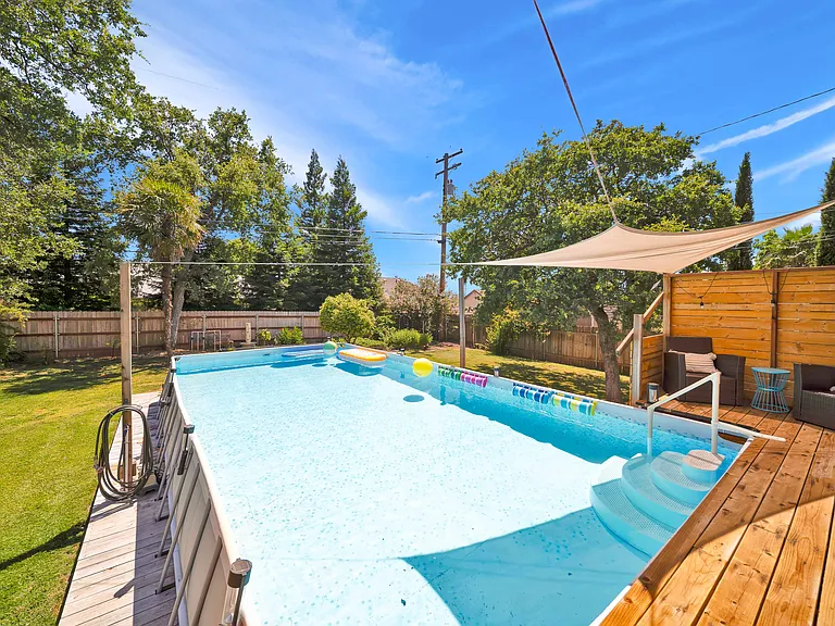 3075 Forest Hills Dr — Photo 9