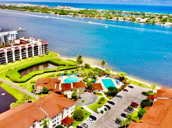 7030 Half Moon Circle #121, Hypoluxo, FL 33462