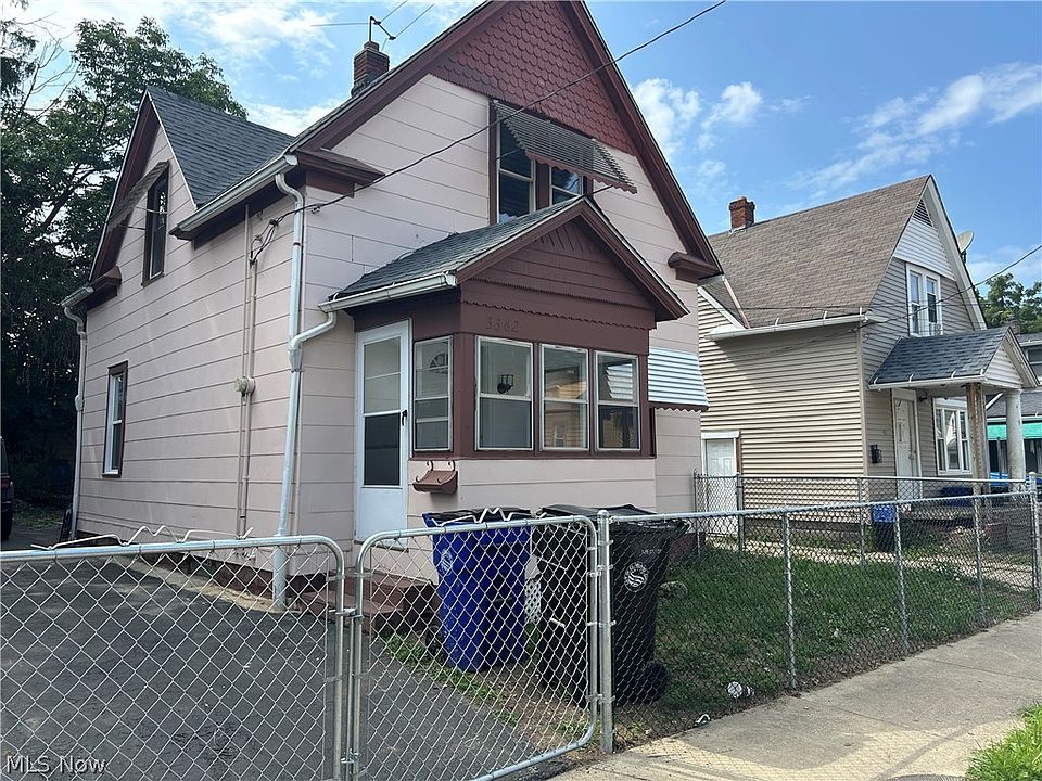 1st image of 3362 W 59th Pl