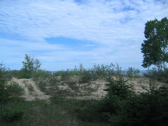 3rd image of 14715 Cathead Bay Rd