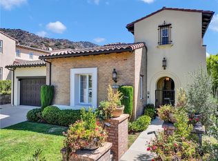 510 E Viewcrest Dr, Azusa, CA 91702