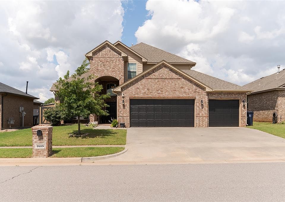 1st image of 3609 Sadie Dr