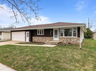 307 S Fidelis St, Appleton, WI 54915