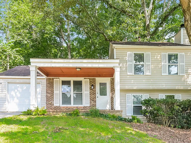 405 Rill Crest Ct — Photo 1