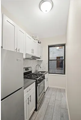 Rented by Beekman Street Realty | media 2
