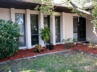 10925 Water Oak Dr, Port Richey, FL 34668