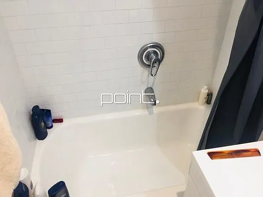 Rented by Point NYC | media 31