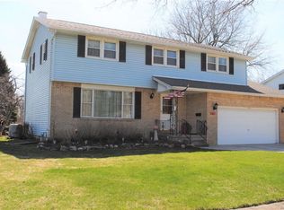 67 Lakeside Dr, West Seneca, NY 14224