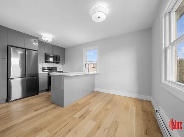 1017 East 92nd Street image 11 of 42