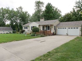 1177 Club Rd NE, Cedar Rapids, IA 52338