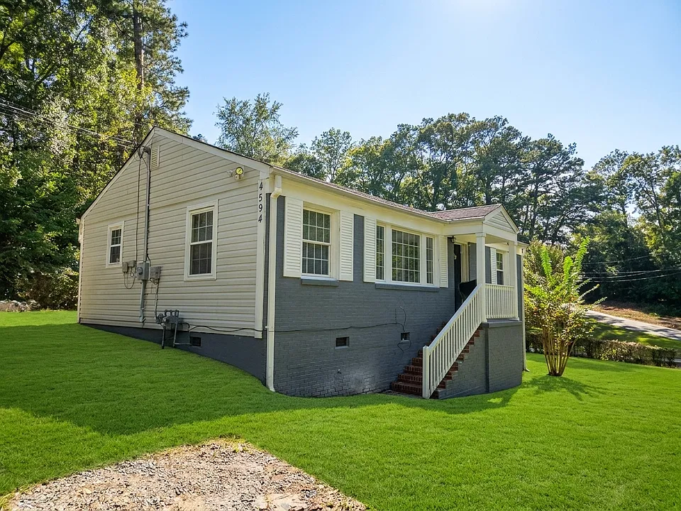 4594 Shadow Lawn Dr