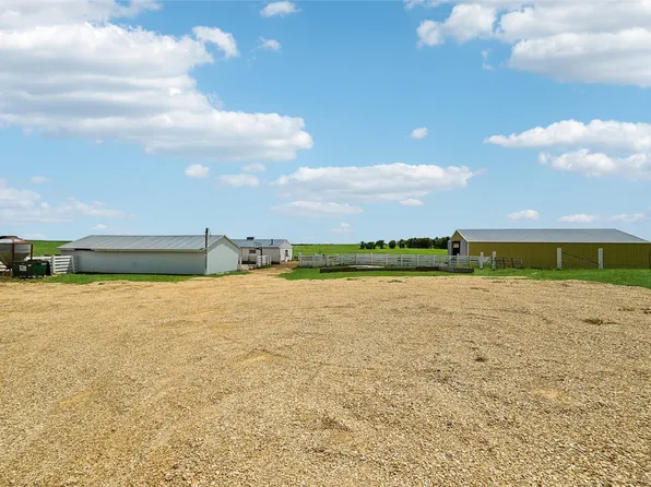 17851 County Road E45, Anamosa, IA 52205