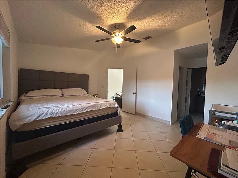 11296 SW 17th Ct — Photo 14