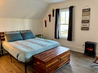 29 Brook St, Derry, NH 03038