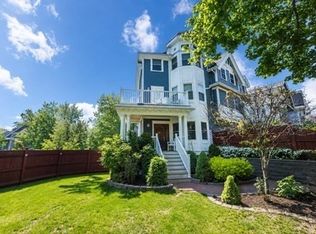 84 Westbourne Ter Unit 84, Brookline, MA 02446