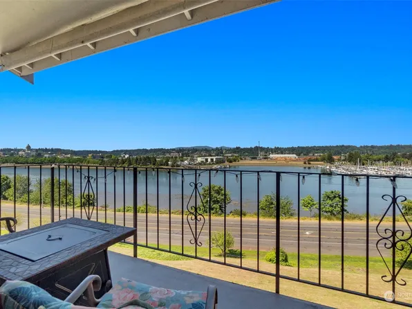 920 East Bay Drive NE #2D301, Olympia, WA 98506