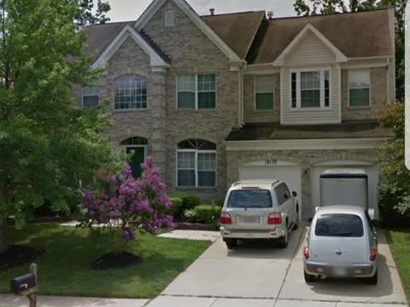 10133 Ellard Dr, Lanham, MD 20706