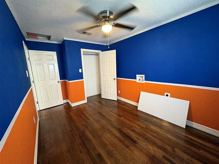 406 N Fig St — Photo 17