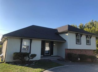 8812 Bristol Ave, Kansas City, MO 64138