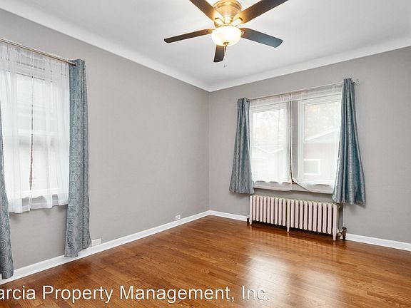 5th image of 3834 Burgen Ave