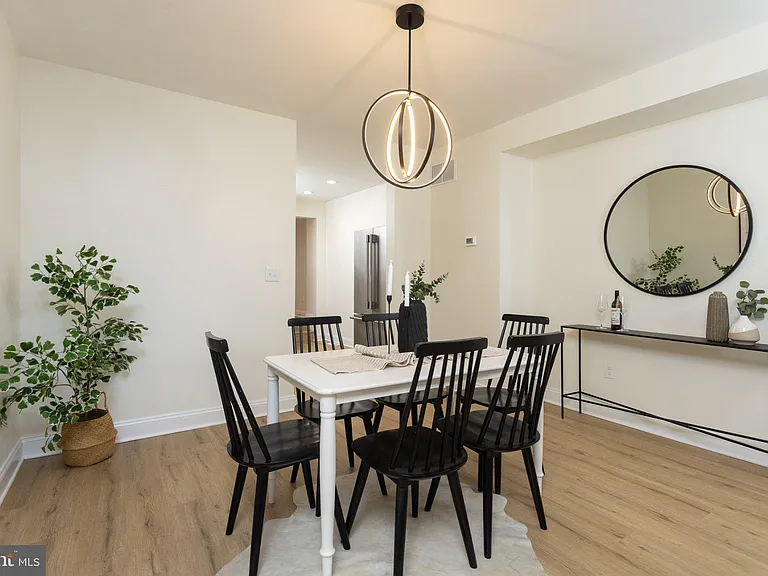 430 Fawcett St — Photo 8