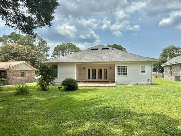 120 Juniper Dr — Photo 27