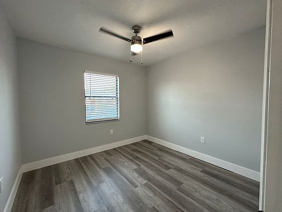 5th image of 56 Lake Villa Way