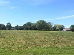 33 Crown Ct, Morehead, KY 40351