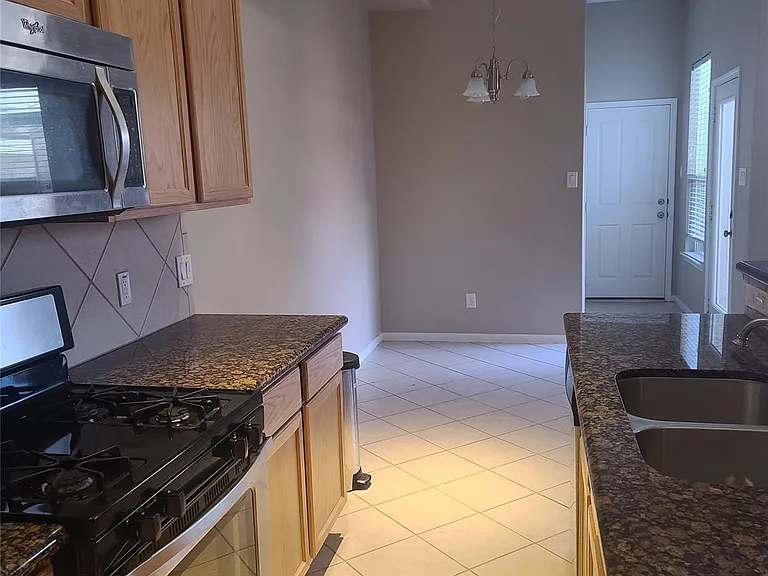 9158 Solvista Pass Ln — Photo 11