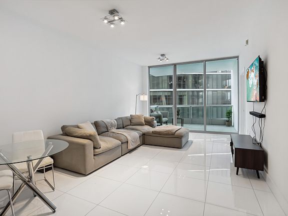 5th image of 900 Biscayne Boulevard #5410