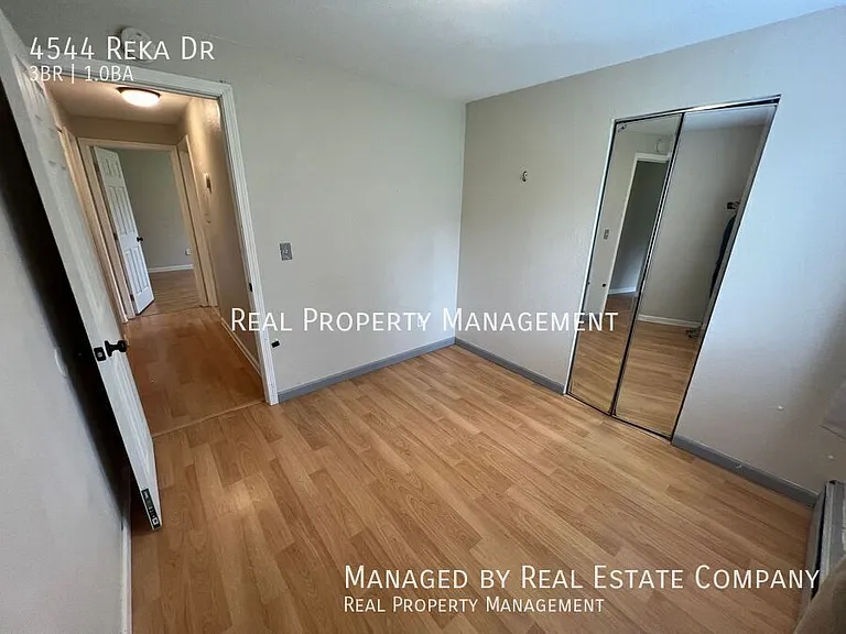 4544 Reka Dr — Photo 7