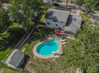 1832 Dominion Dr, Fort Wayne, IN 46815