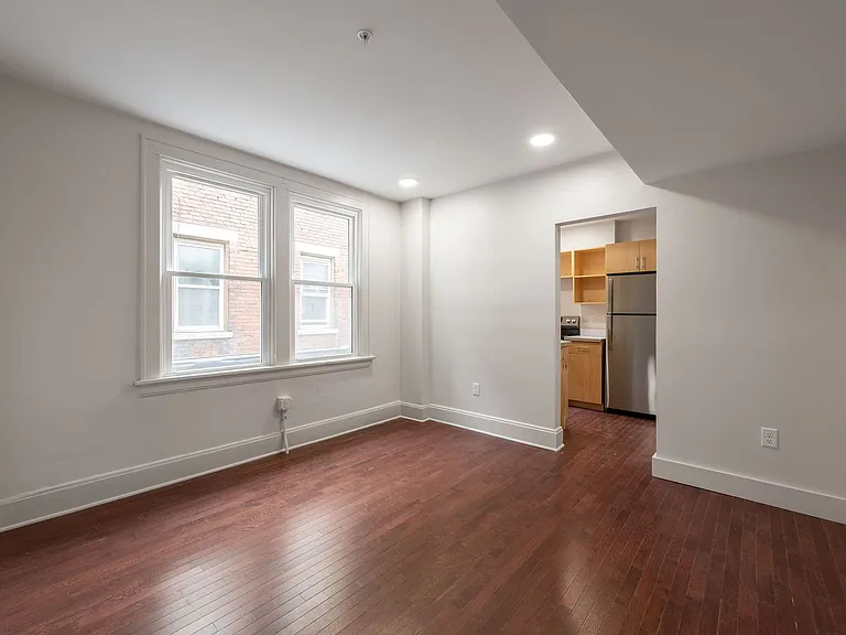 3604 Montgomery Rd — Photo 7