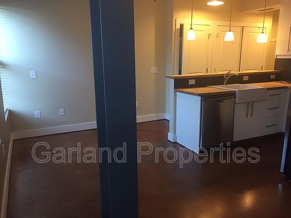 5th image of 425 Campbell Ave SW APT 208