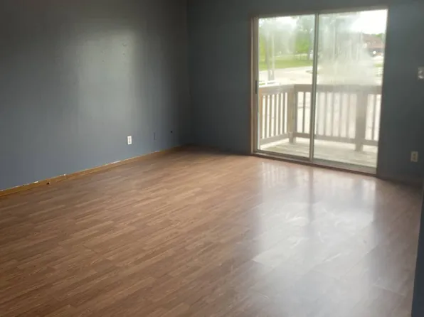1101 W 1st Ave, Milan, IL 61264
