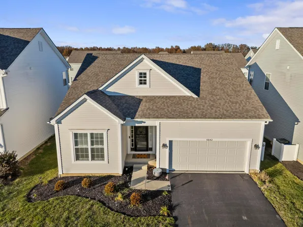 6842 Olde Dutch Rd, Westerville, OH 43081