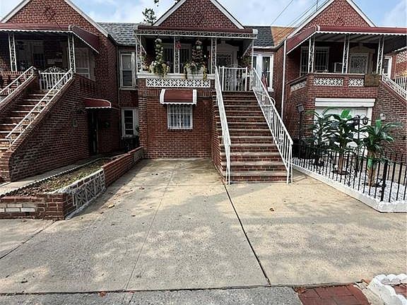 3rd image of 5215 Avenue H