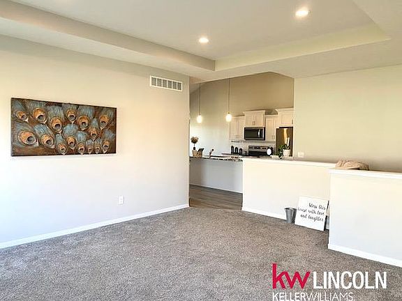 5th image of 10327 Wayborough Ln