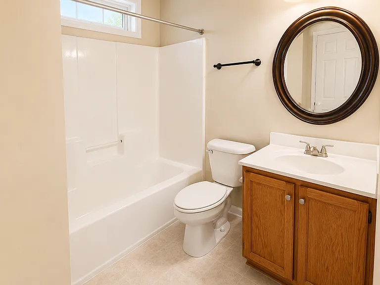 151 Silverwood Trl — Photo 5