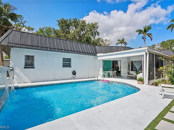 2nd image of 10421 McGregor Blvd