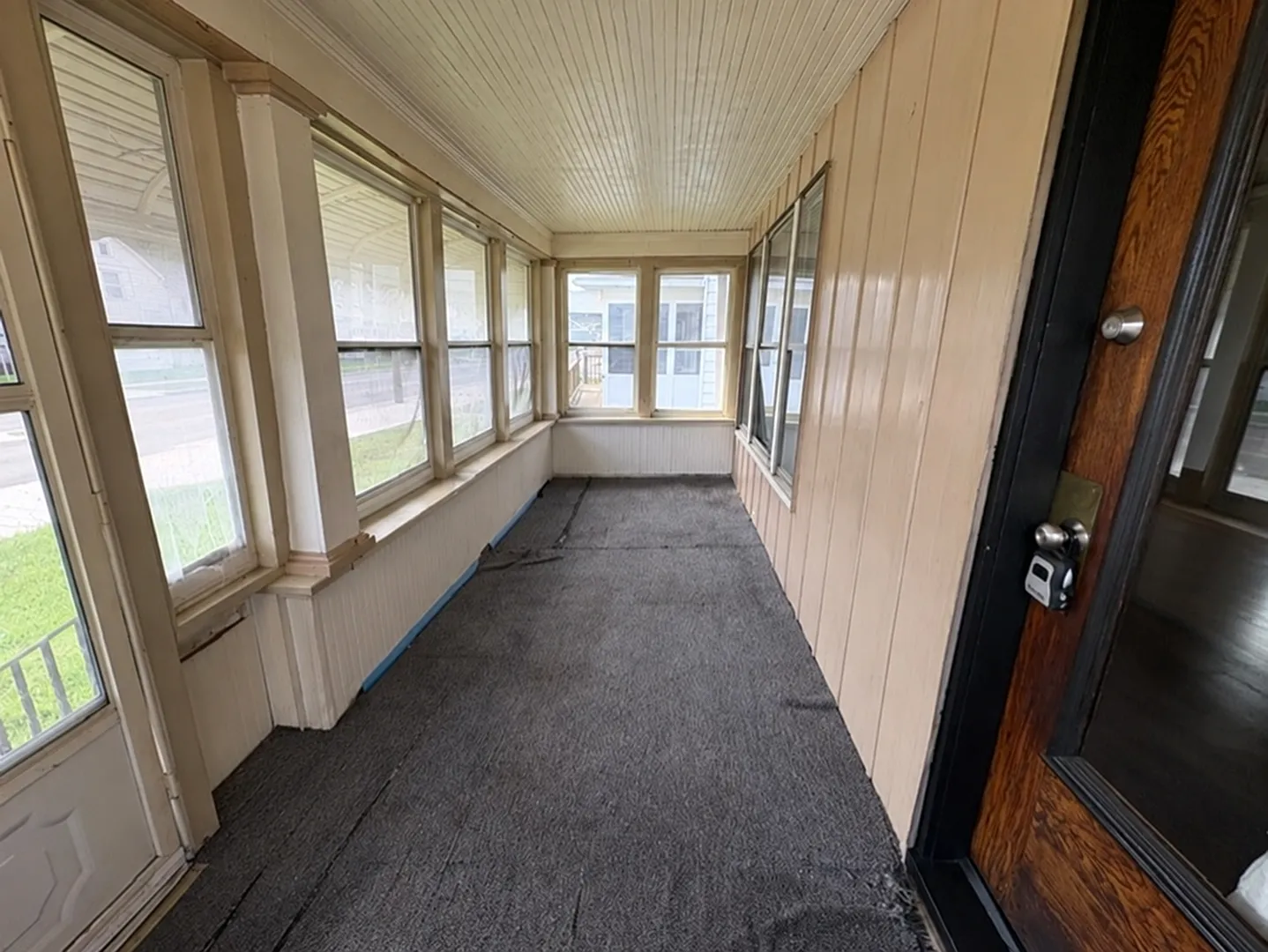 Spacious 4-Bedroom Barberton Home with Enclosed Front Porch — Photo 3
