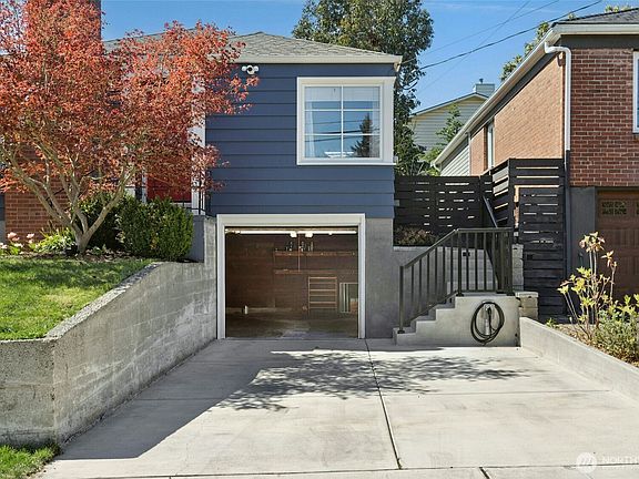 4th image of 3919 Midvale Avenue N
