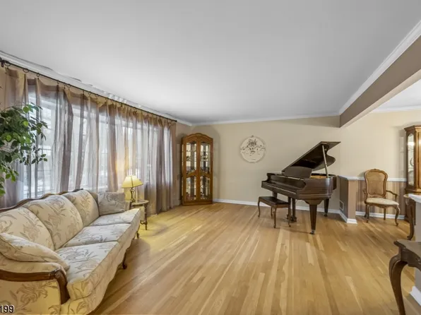 119 Golf Rd, Bloomfield Twp., NJ 07003