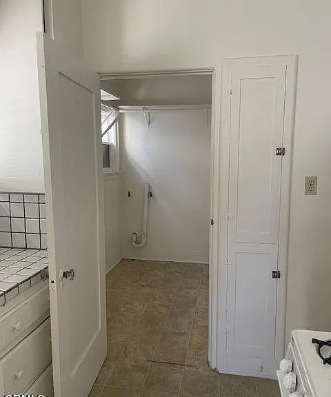 772 Poli St #E — Photo 5