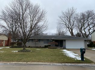 37710 Devoe St, Clinton Township, MI 48036