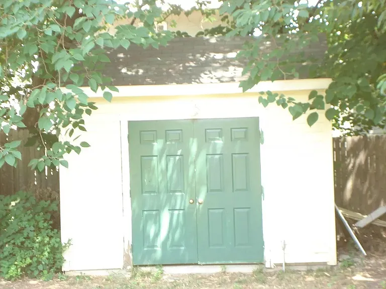 1208 W Clay St — Photo 12
